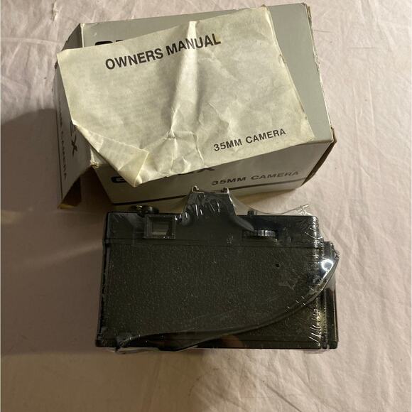 Vintage GMTEX GT-304 35mm Film Camera w/ Box & Manual New Old Stock - Picture 4 of 4